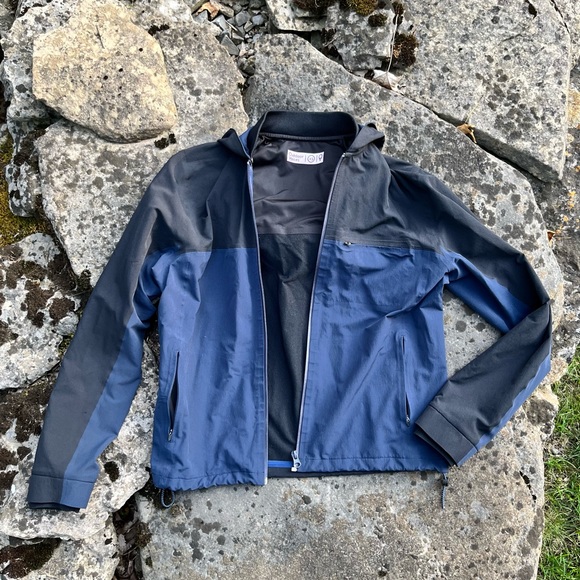 Outdoor Voices RecTrek Hooded Softshell Jacket EXTRA SMALL Colorblock Stretch - Picture 4 of 8